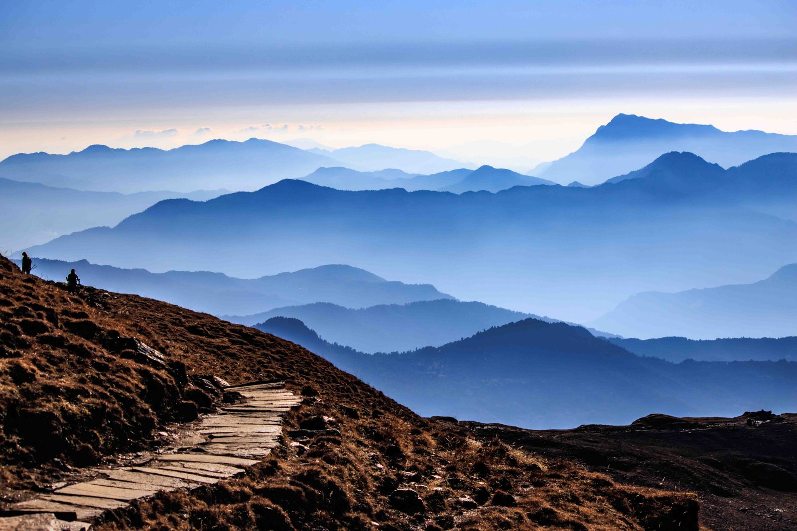 Trekking from Khopra Ridge towards Khayer Lake in the Annapurna region, Nepal